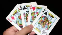 పేకాటకు బానిసైన భార్యపై పోలీసులకు భర్త ఫిర్యాదు