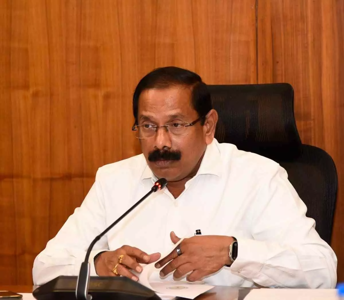 ఎరువులు దారి మళ్లకుండా చూడండి