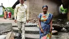 కొండలపై ఉంటే గిరిజనులకు వసతులు కల్పించలేం