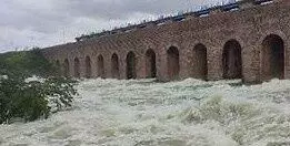 హైదరాబాద్‌లో భారీవర్షాలతో హై అలర్ట్