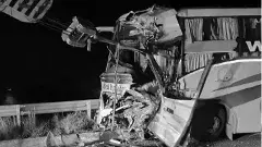 కర్నూలు : మితిమీరిన వేగం ముగ్గురి ప్రాణాలు తీసింది