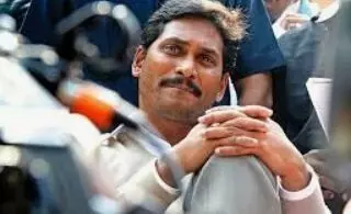 అధర్మం బలంగా ఉన్నా తాత్కాలికమే..ధర్మం నెమ్మదిగా ఉన్నా శాశ్వతమే