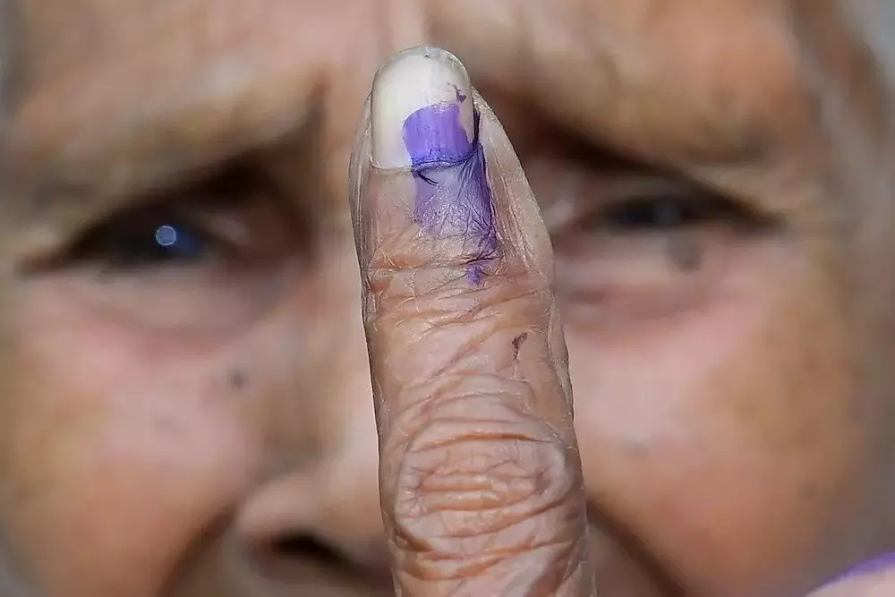 ఒడిశాలో S.I.Rపై పార్టీలకు సమాచారం ఇచ్చిన EC
