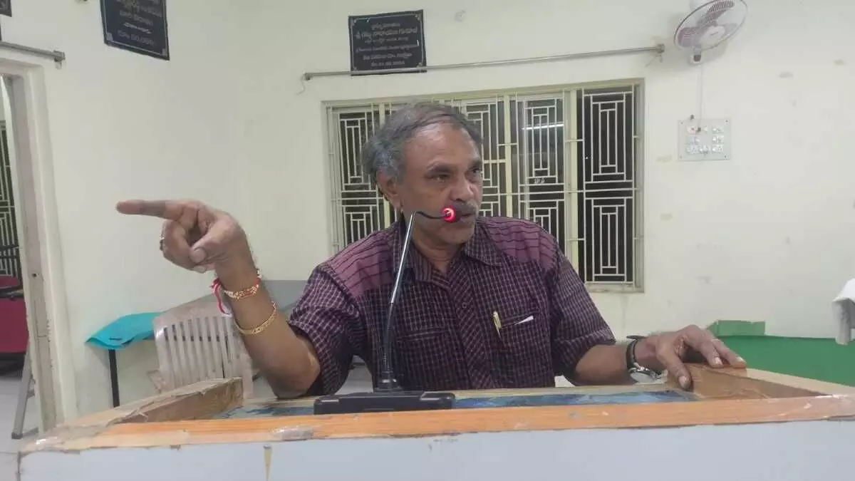 లోసారి కవిత్వము సమాజంలో ‘విస్ఫోటనం’