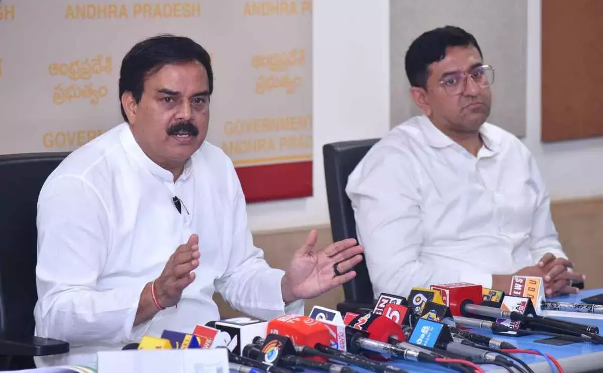 ఆగస్టు 25 నుంచి ఏపీలో స్మార్ట్‌ రేషన్‌ కార్డులు