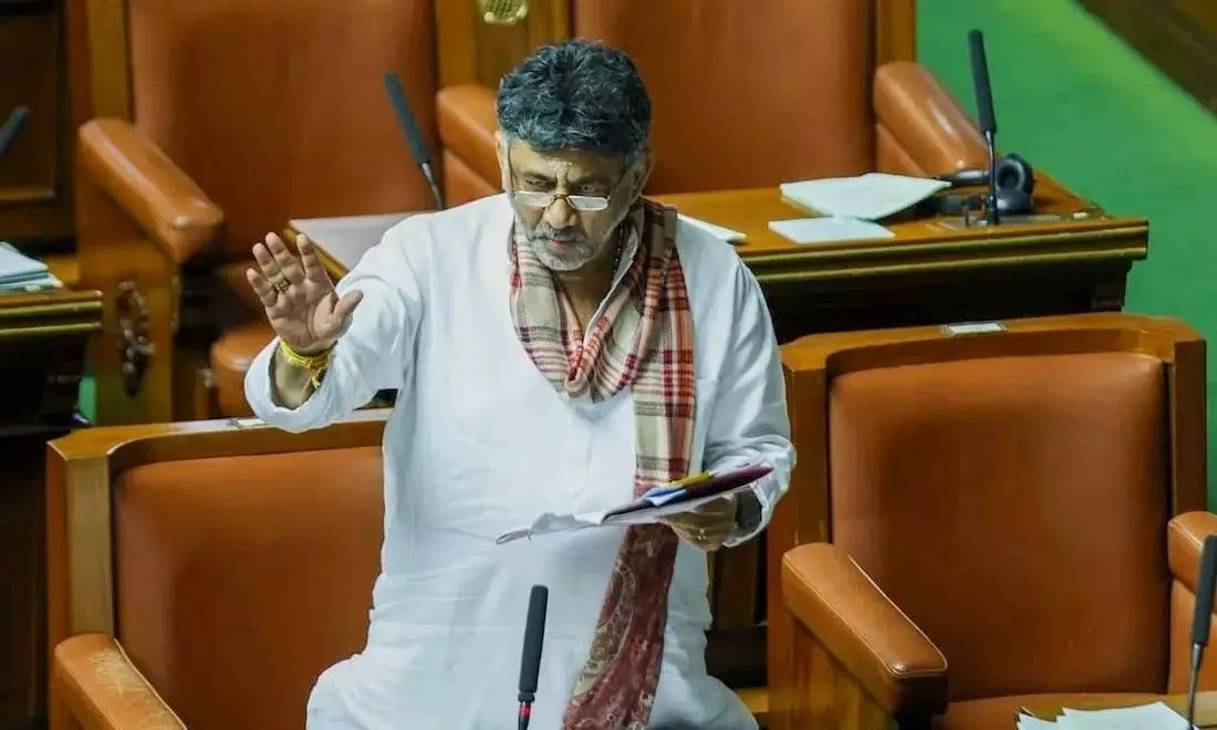 అసెంబ్లీలో ఆర్ఎస్ఎస్ ప్రార్థన గీతం పాడిన కర్ణాటక డిప్యూటీ సీఎం