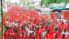 ఎర్రజెండాలు ఏకమవుతాయి