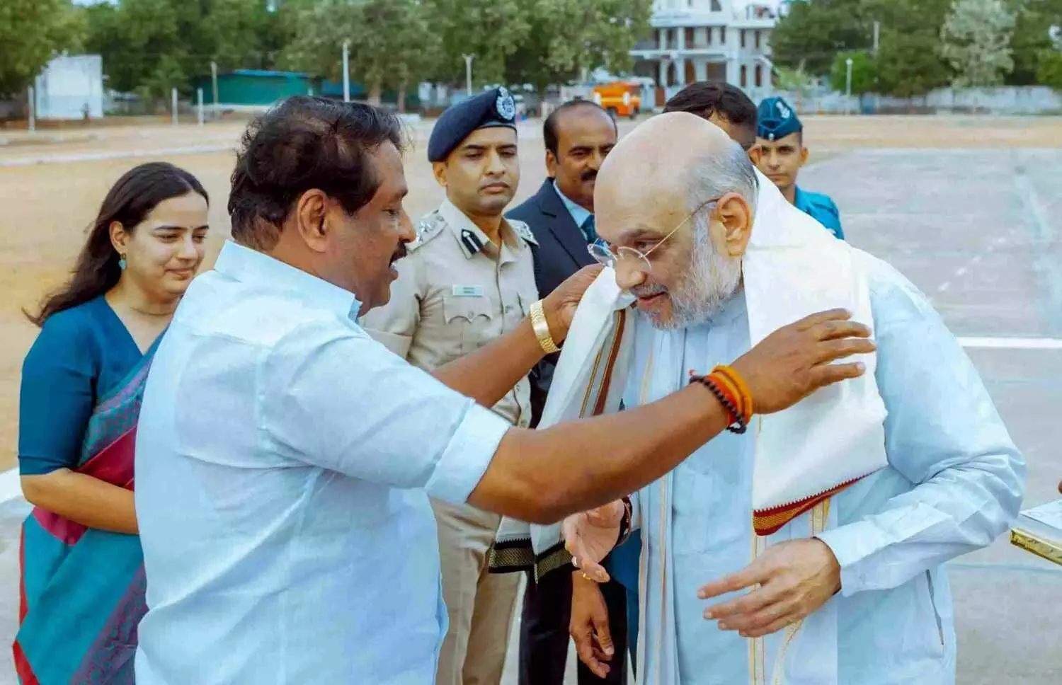 తమిళనాట షా గెలుపు ధీమా.. తమిళనాట షా గెలుపు ధీమా..