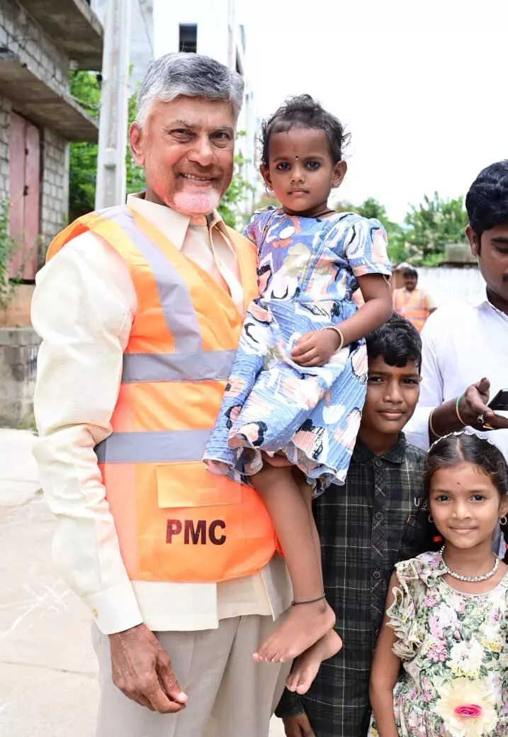పారిశుద్ధ్య కార్మికుల సంక్షేమానికి కొత్త పథకం పారిశుద్ధ్య కార్మికుల సంక్షేమానికి కొత్త పథకం