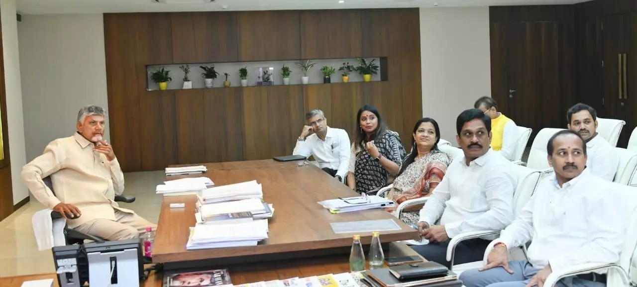 మండలానికో ‘జన ఔషధి’ స్టోర్ మండలానికో ‘జన ఔషధి’ స్టోర్