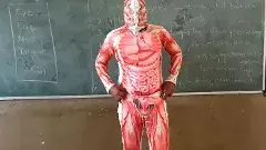 శరీరమే బ్లాక్ బోర్డు | ఈ టీచర్ అందరికీ ఆదర్శం