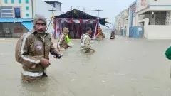 తెలంగాణలో 504 మందిని కాపాడిన రెస్కూ బృందాలు