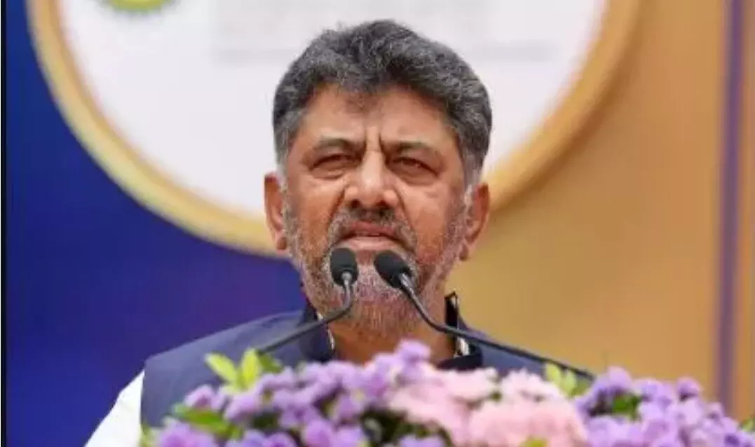 మైసూర్ చాముండి కొండపై వివాదాస్పద వ్యాఖ్యలు చేసిన డీకే