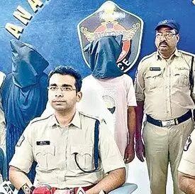 అమ్మా, నీ ప్రవర్తన సరిలేదు, అందుకే చంపేస్తున్నాం అమ్మా, నీ ప్రవర్తన సరిలేదు, అందుకే చంపేస్తున్నాం