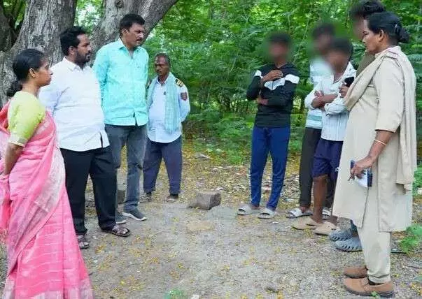 గంజాయి గ్యాంగ్ను పట్టించిన మహిళా ఎమ్మెల్యే గంజాయి గ్యాంగ్ను పట్టించిన మహిళా ఎమ్మెల్యే