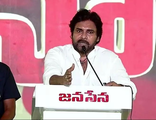 దారీ తెన్నులేని జనసేన పార్టీని ఈ స్థాయికి తెచ్చా దారీ తెన్నులేని జనసేన పార్టీని ఈ స్థాయికి తెచ్చా