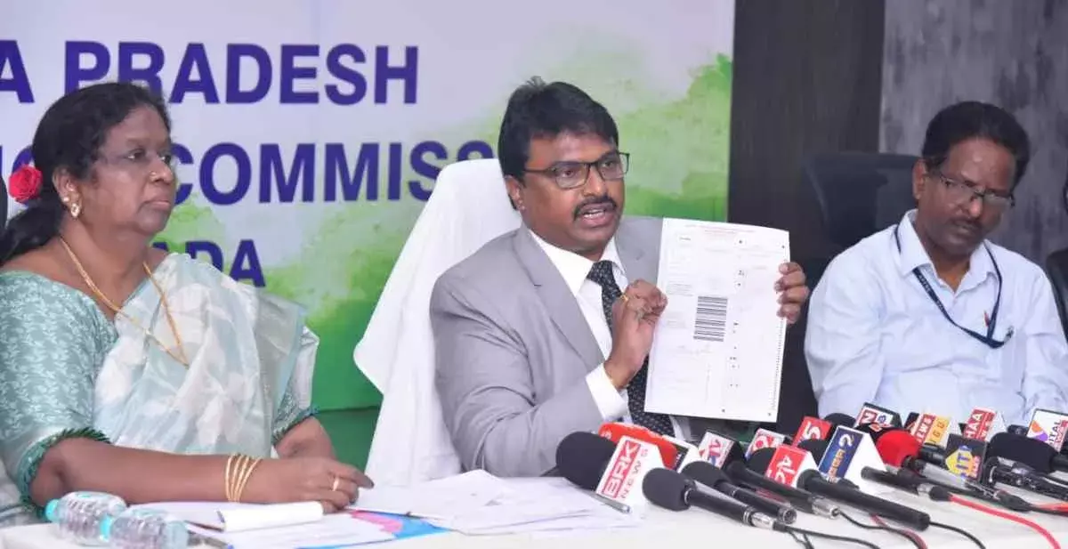 ఓఎమ్మార్‌ షీట్‌లో చేసే చిన్న తప్పులే లైఫ్‌ను తారుమారు చేస్తాయి