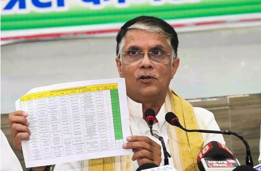 ఎన్నికల సంఘంపై మరోసారి కాంగ్రెస్ విమర్శలు ఎన్నికల సంఘంపై మరోసారి కాంగ్రెస్ విమర్శలు