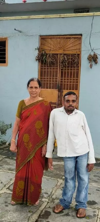 వికలాంగుడి పోరాటం 18 ఏళ్ల తర్వాత ఫలించింది... వికలాంగుడి పోరాటం 18 ఏళ్ల తర్వాత ఫలించింది...