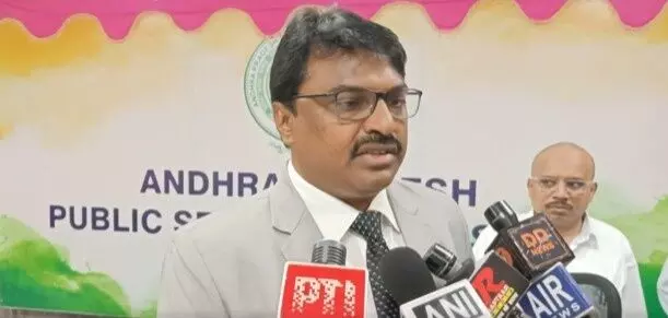 ఏపీపీఎస్సీ నిర్వాకం ఏపీపీఎస్సీ నిర్వాకం