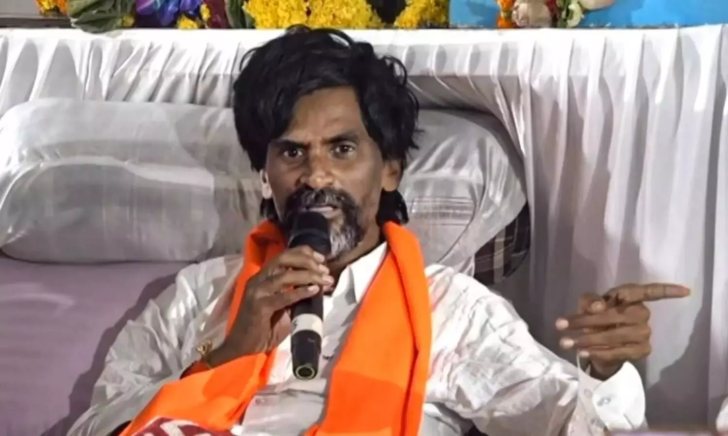 ‘బలవంతంగా పంపాలని చూస్తే మీకే ప్రమాదం ’ ‘బలవంతంగా పంపాలని చూస్తే మీకే ప్రమాదం ’