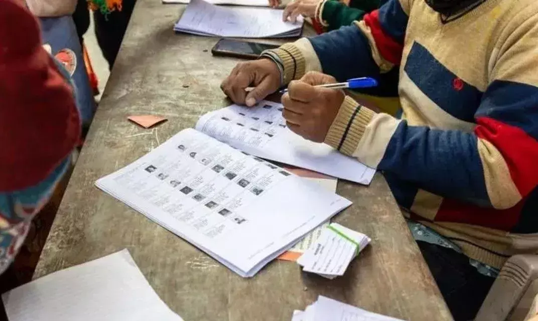 పార్టీల కేడర్ కు, ‘సార్’ వివాదాలకు సంబంధం ఉందా?