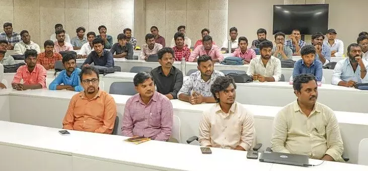 అమరావతి రాజధాని యువతకు SRMలో ఉచిత నైపుణ్య శిక్షణ అమరావతి రాజధాని యువతకు SRMలో ఉచిత నైపుణ్య శిక్షణ