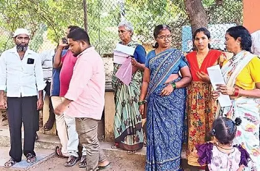 నంద్యాల శివ.. నట్టేట ముంచాడు!