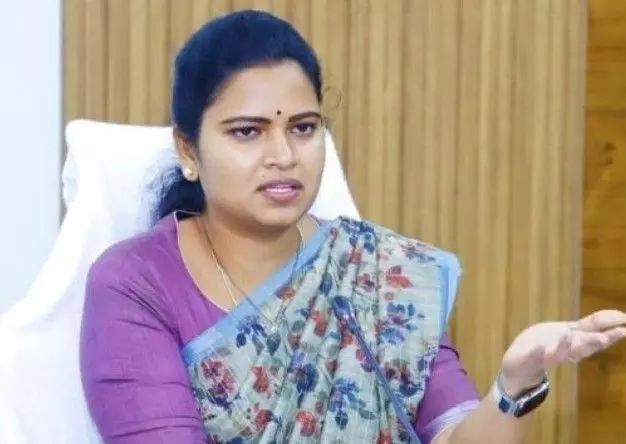 మెడికల్ కాలేజీల ప్రైవేటీకరణ–ఒక పెద్ద స్కామ్ మెడికల్ కాలేజీల ప్రైవేటీకరణ–ఒక పెద్ద స్కామ్