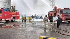 వైజాగ్‌లో పెట్రోలియం ట్యాంకర్‌పై పిడుగు