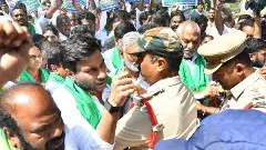 వైఎస్సార్సీపీ ‘అన్నదాత పోరు’ను అడ్డుకున్న పోలీస్