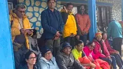 నేపాల్‌ నుంచి వయా లక్నో టు హైదరాబాద్‌కు ఏపీ వారు