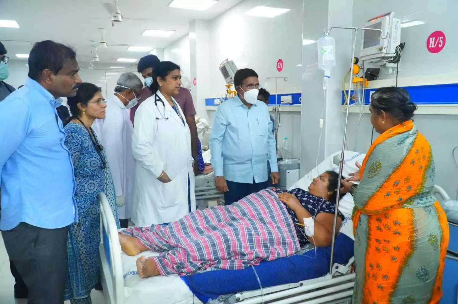 న్యూ రాజరాజేశ్వరిపేటలో అసలు ఏమి జరిగింది? న్యూ రాజరాజేశ్వరిపేటలో అసలు ఏమి జరిగింది?