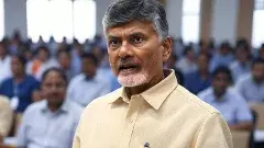 విద్యా వ్యవస్థను రాజకీయాలకు వాడుకుంటారా?
