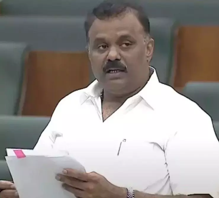 కరేడులో 8,200 ఎకరాలను తీసుకుంటాం