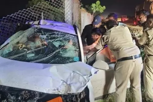 పిండ ప్రధానం కోసం పిఠాపురం వెళ్తూ ముగ్గురు మృతి పిండ ప్రధానం కోసం పిఠాపురం వెళ్తూ ముగ్గురు మృతి