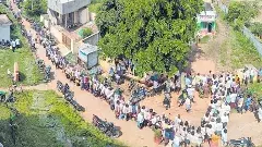 ‘యూరియా’పై ఇంతటి రాజకీయమెందుకు?