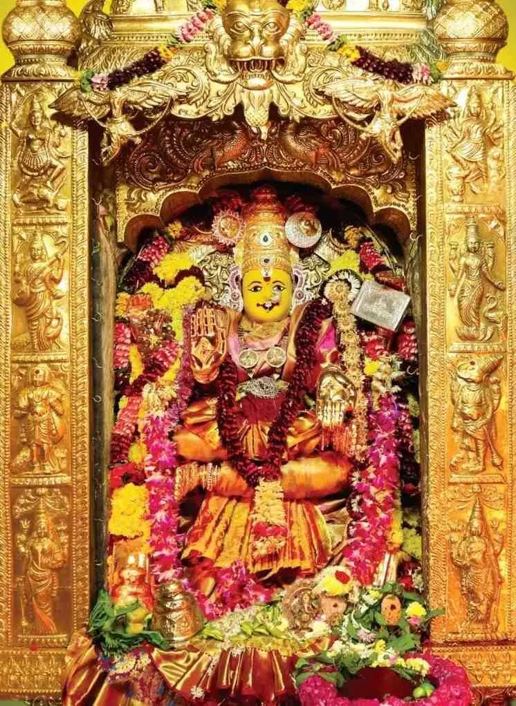 ఇంద్రకీలాద్రిపై శ్రీ బాలా త్రిపుర సుందరీ దేవిగా అమ్మవారు ఇంద్రకీలాద్రిపై శ్రీ బాలా త్రిపుర సుందరీ దేవిగా అమ్మవారు