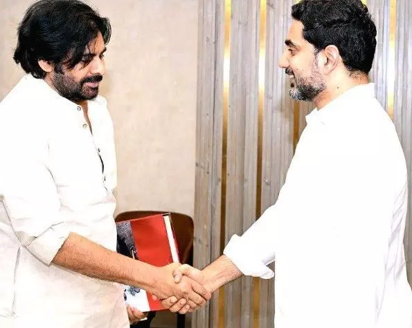 పవన్‌ అన్నా మెగా డీఎస్సీకి రావాలి..ప్లీజ్
