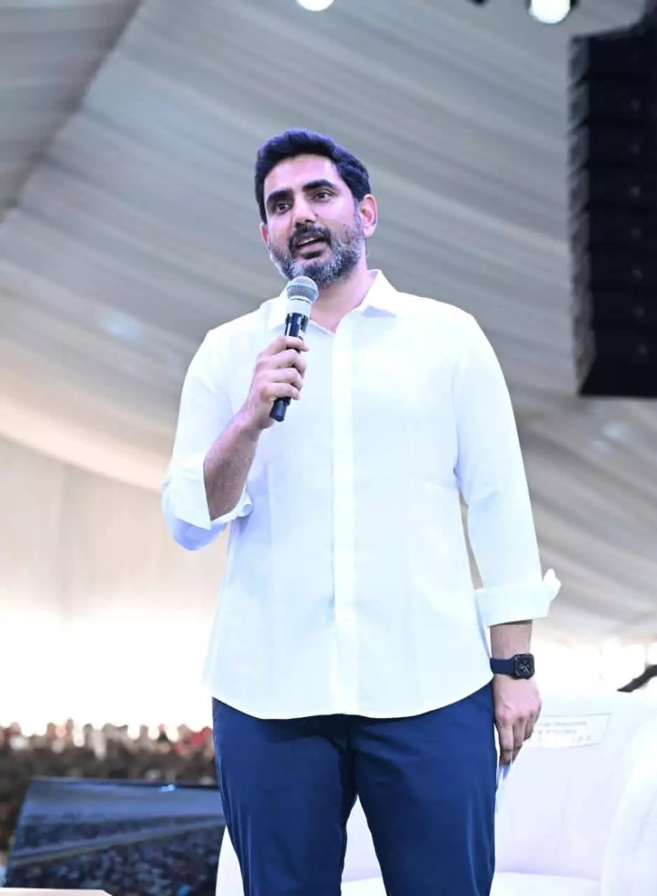 లోకేష్‌ కథలు కూడా బాగా చెబుతారు