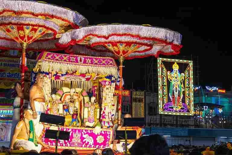 TTD || ముత్యపుపందిరి వాహనంపై కాళీయ మర్ధనుడి అలంకారంలో శ్రీ‌ మలయప్ప..!
