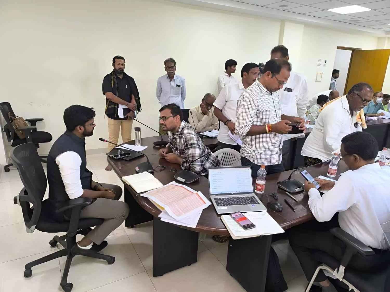 అమరావతి రైతుల ఫిర్యాదులు 28 మాత్రమేనా?