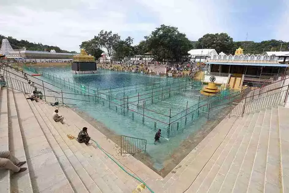 శ్రీవారి పుష్కరిణిలో చక్రస్నానం వెనుక కథేమిటి?