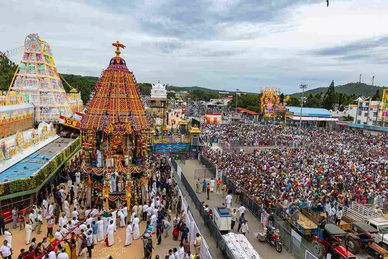 TIRUMALA || వైభవంగా శ్రీవారి రథోత్సవం..!