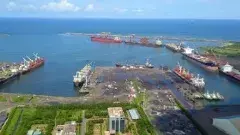 గంగవరం పోర్టు పేరిట జీవనోపాధిని తాకట్టు పెట్టారు!