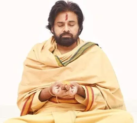 ఆర్‌ఎస్‌ఎస్‌ను పొగడ్తలతో ముంచెత్తిన పవన్‌ కల్యాణ్‌