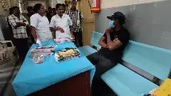 మారువేషంలో ఆస్పత్రిలో తిరిగిన ఎమ్మెల్యే