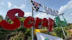 తుక్కులో ఉట్టిపడుతున్న చిత్రకళ!