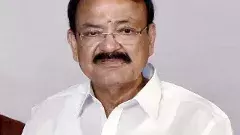 సీజేఐపై దాడి తీవ్రంగా పరిగణించాలి- వెంకయ్య