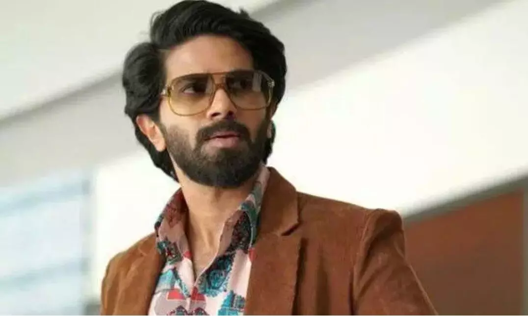 దుల్కర్, పృథ్వీరాజ్ సుకుమారన్ ఇళ్లపై కస్టమ్స్ అధికారుల దాడులు దుల్కర్, పృథ్వీరాజ్ సుకుమారన్ ఇళ్లపై కస్టమ్స్ అధికారుల దాడులు